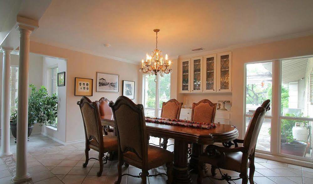 Live Oaks Bed And Breakfast Uvalde Luaran gambar